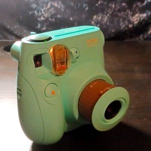 Instax Mini 75- (Fujifilm)